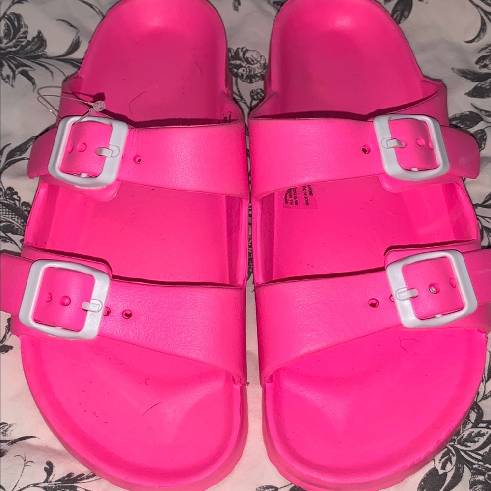 Pink girls sandals